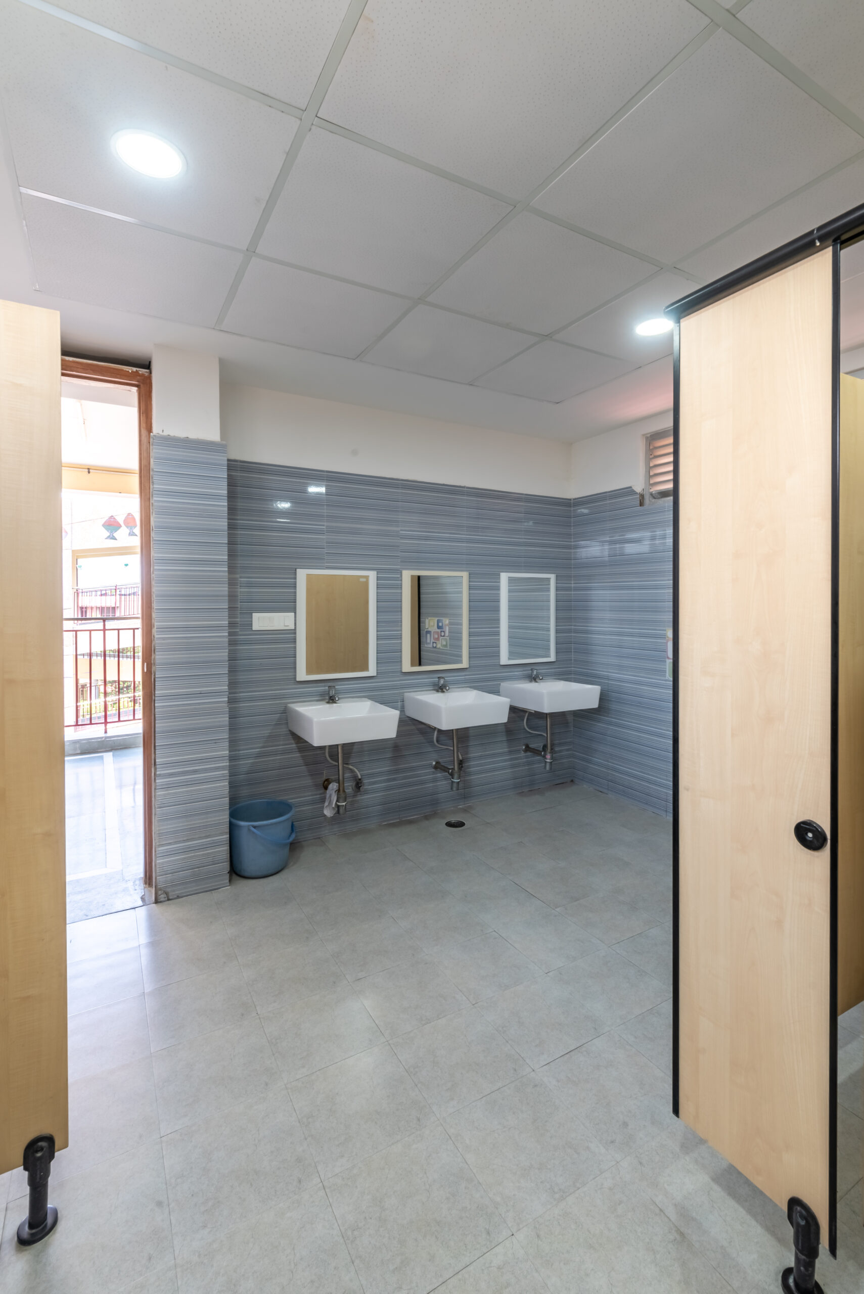 washroom4